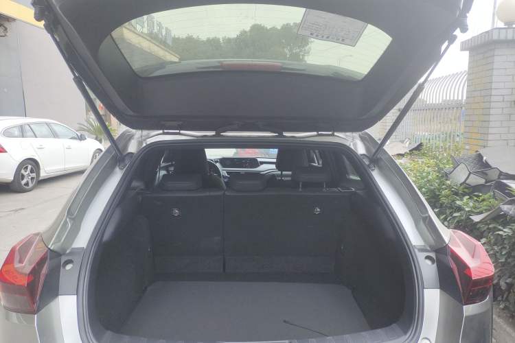 Used Lexus UX New Energy 2020 300e Pure·Joy Edition Trunk