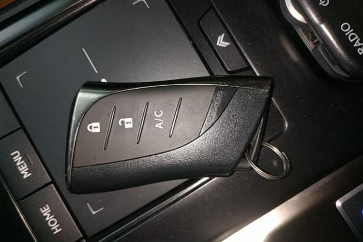 Used Lexus UX New Energy 2020 300e Pure·Joy Edition Vehicle Key
