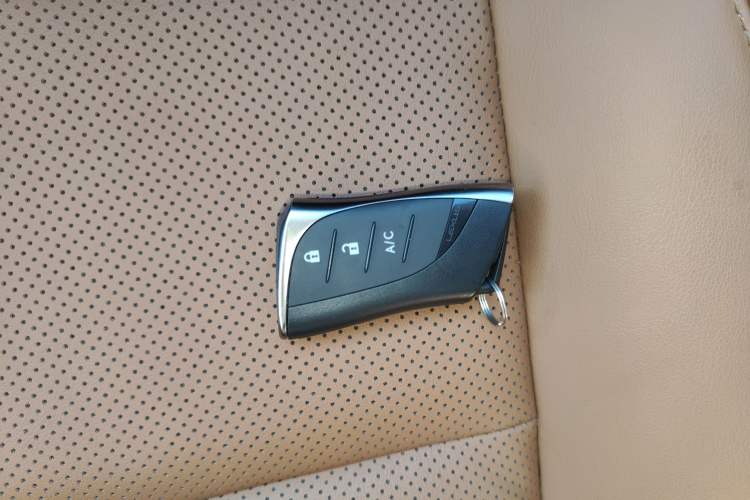 Used Lexus UX New Energy 2020 300e Pure·Enjoy Edition Vehicle Key