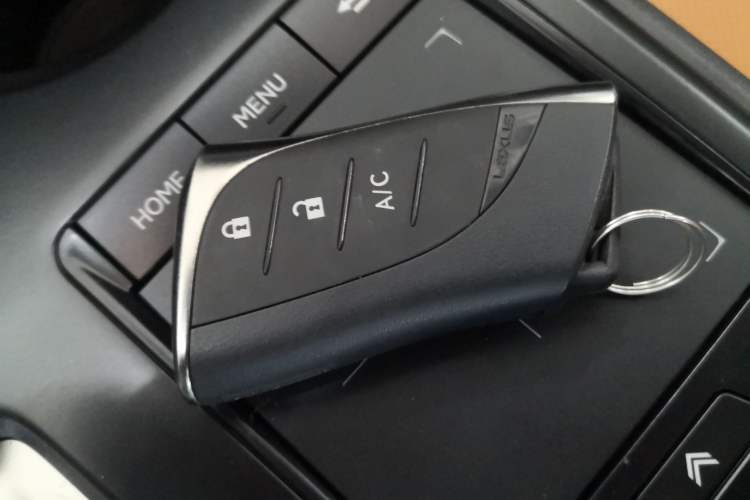 Used Lexus UX New Energy 2020 300e Pure·Joy Edition Vehicle Key