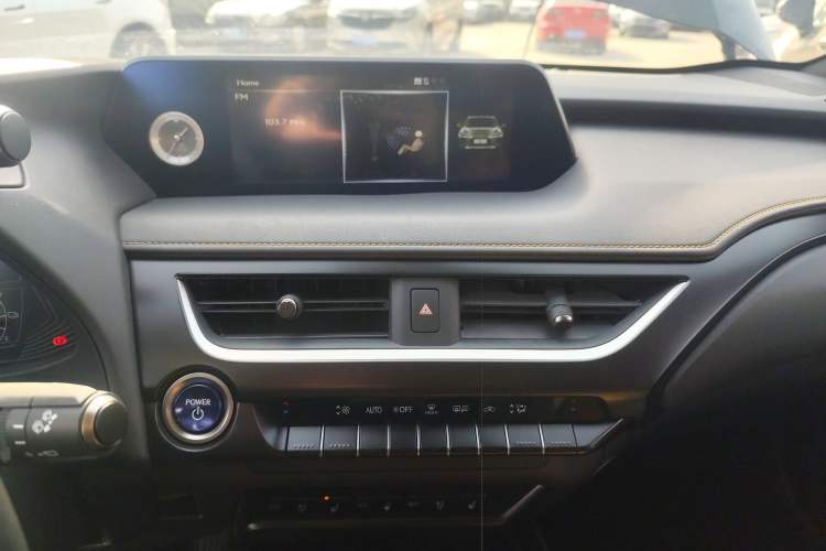 Used Lexus UX New Energy 2020 300e Pure·Joy Edition Audio And AC Panel