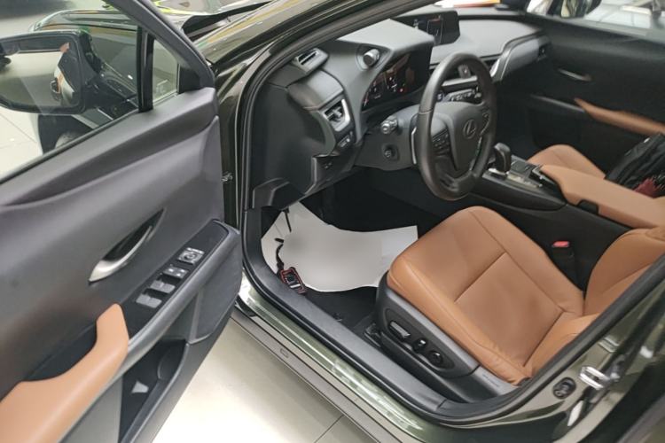Used Lexus UX New Energy 2020 300e Pure·Enjoy Edition Driver Seat