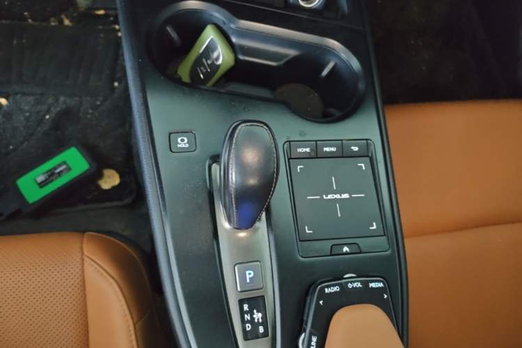 Used Lexus UX New Energy 2020 300e Pure·Joy Edition Gear Lever