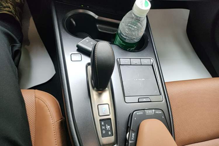 Used Lexus UX New Energy 2020 300e Pure·Enjoy Edition Gear Lever