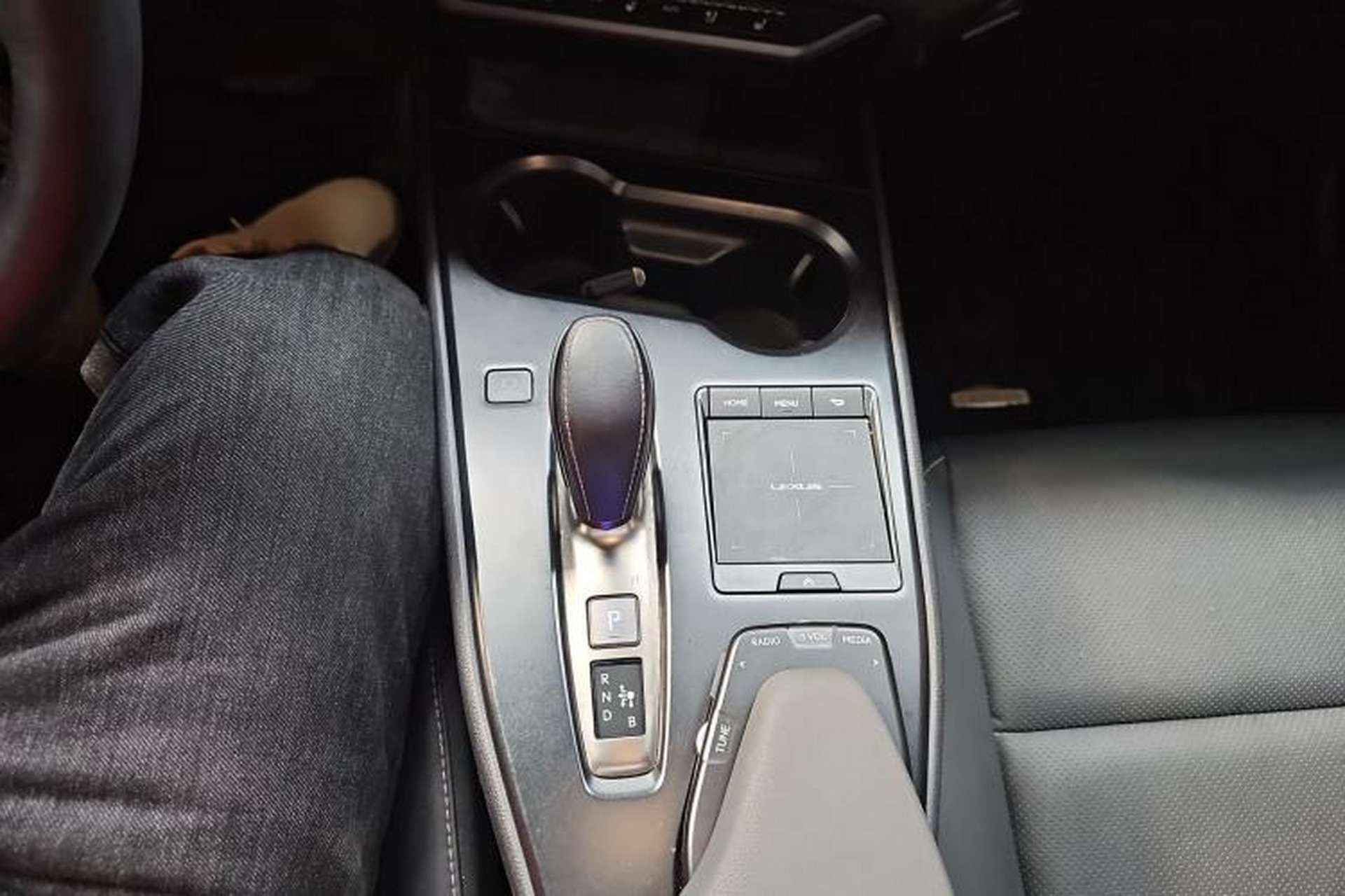 Used Lexus UX New Energy 2020 300e Pure·Joy Edition Gear Lever