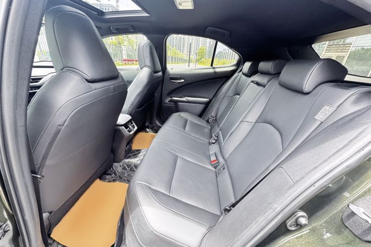 Used Lexus UX New Energy 2020 300e Pure·Joy Edition Interior 3