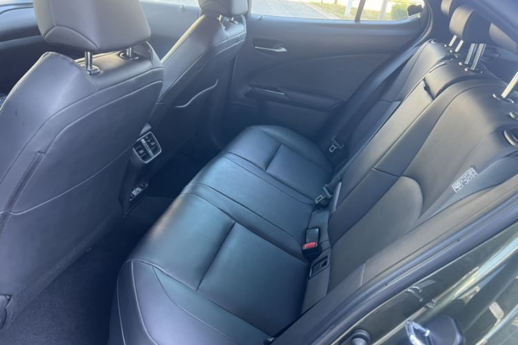 Used Lexus UX New Energy 2020 300e Pure·Joy Edition Interior 3