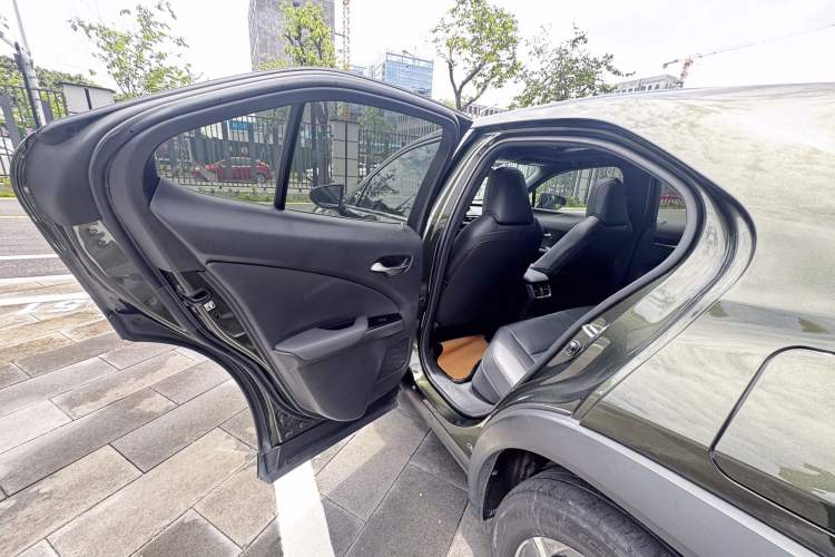 Used Lexus UX New Energy 2020 300e Pure·Joy Edition Interior 9