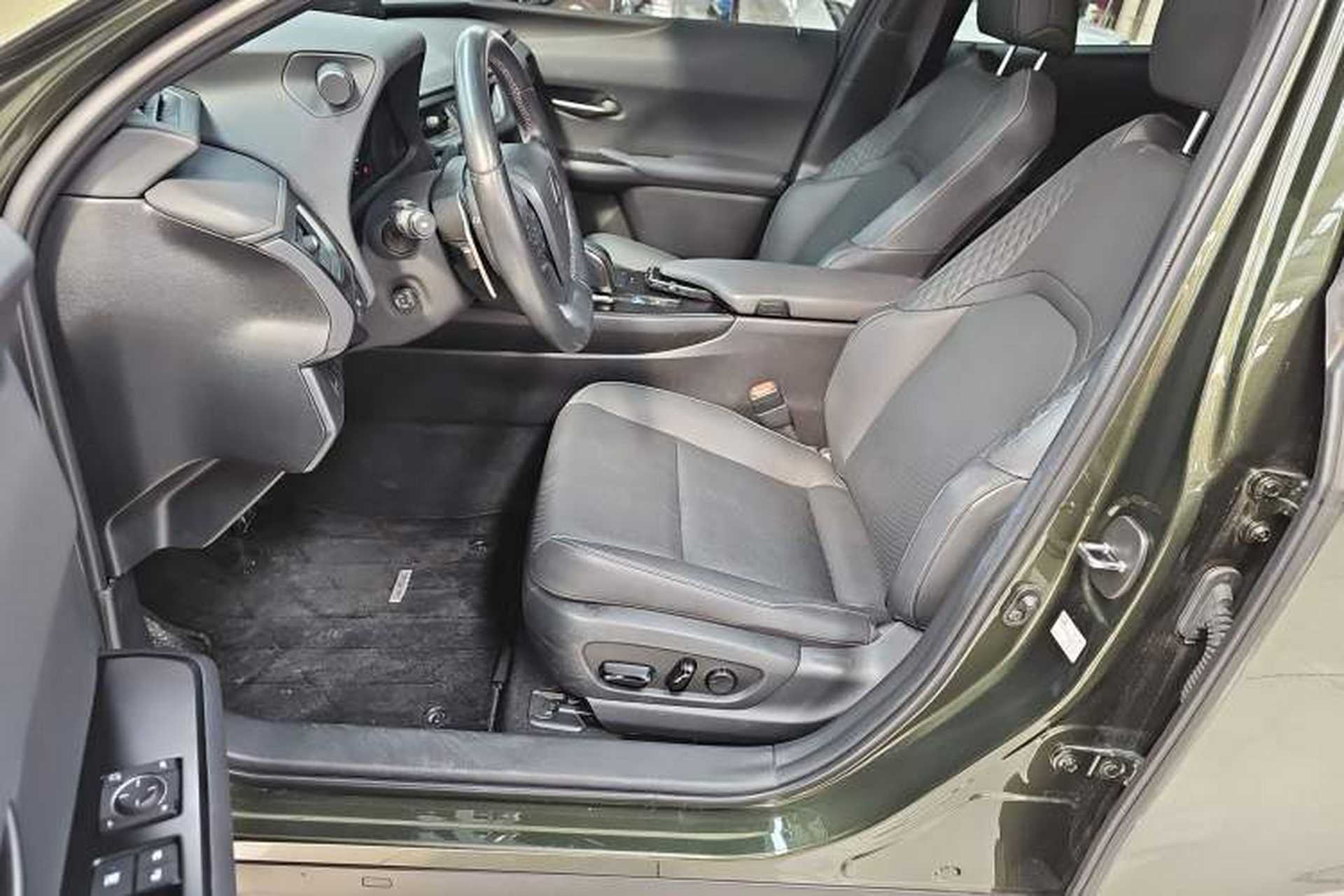 Used Lexus UX New Energy 2020 300e Pure·Joy Edition Left Front Seat