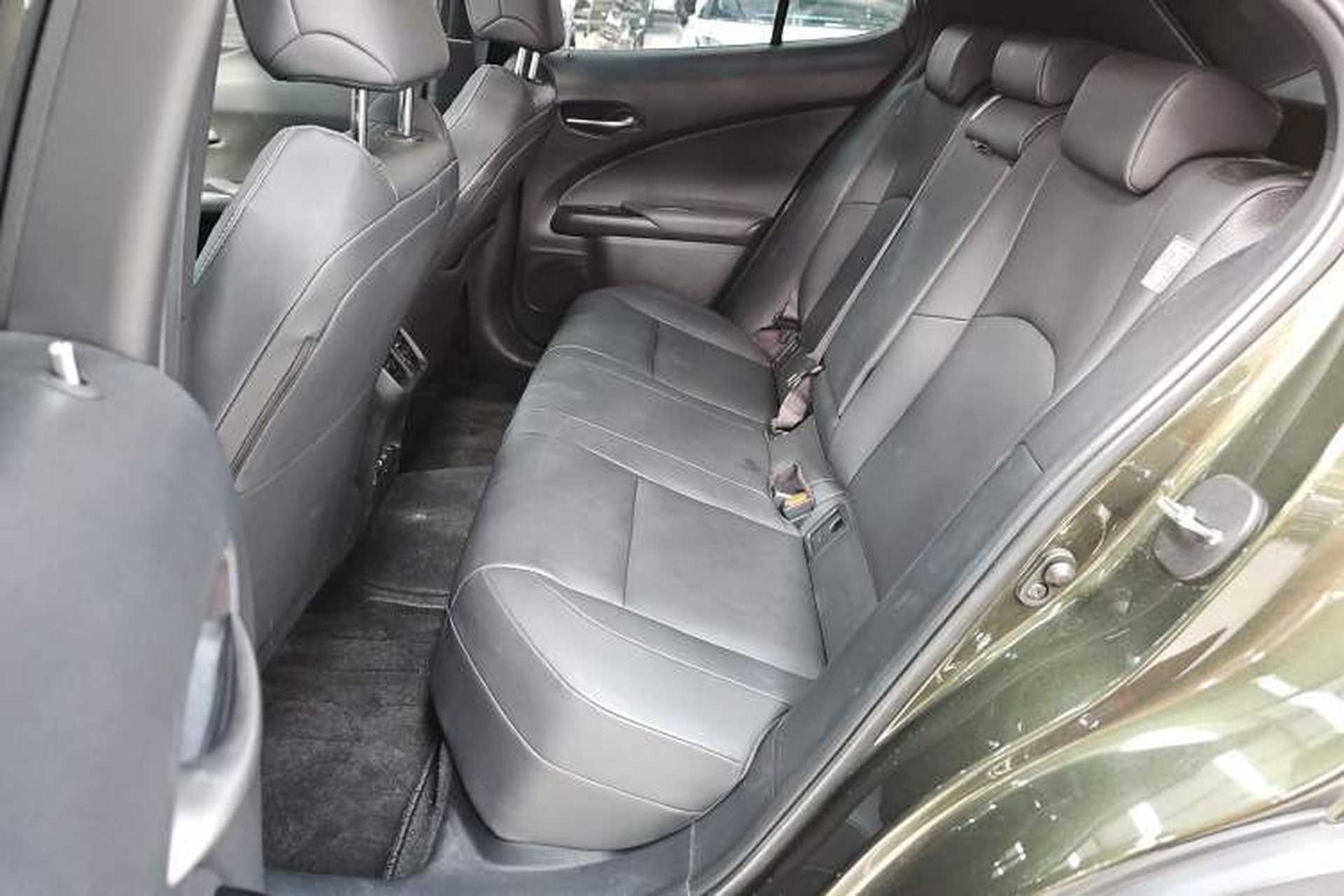 Used Lexus UX New Energy 2020 300e Pure·Joy Edition Left Rear Seat