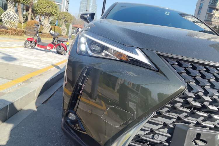 Used Lexus UX New Energy 2020 300e Pure·Joy Edition Right Front Headlight