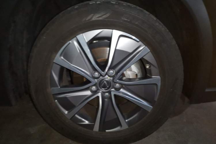 Used Lexus UX New Energy 2020 300e Pure·Joy Edition Right Front Wheel Hub
