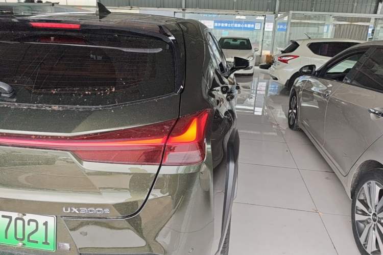 Used Lexus UX New Energy 2020 300e Pure·Joy Edition Right Rear Taillight