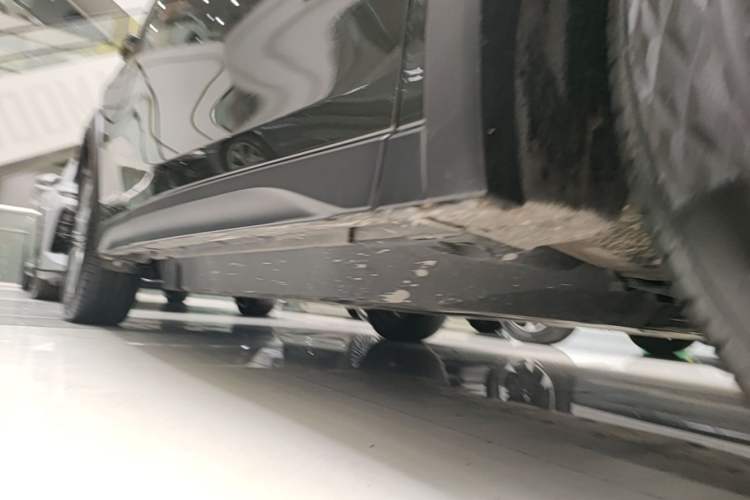 Used Lexus UX New Energy 2020 300e Pure·Enjoy Edition Right Side Sill