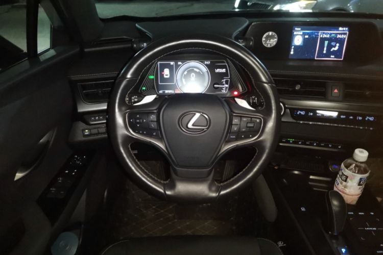 Used Lexus UX New Energy 2020 300e Pure·Joy Edition Steering Wheel