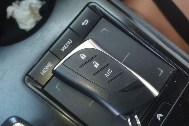 Used Lexus UX New Energy 2020 300e Pure·Joy Edition Vehicle Key