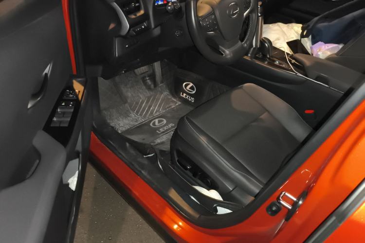 Used Lexus UX New Energy 2020 300e Pure·Joy Edition Driver Seat