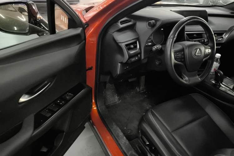 Used Lexus UX New Energy 2020 300e Pure·Enjoy Edition Driver Seat