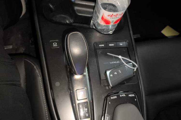 Used Lexus UX New Energy 2020 300e Pure·Enjoy Edition Gear Lever