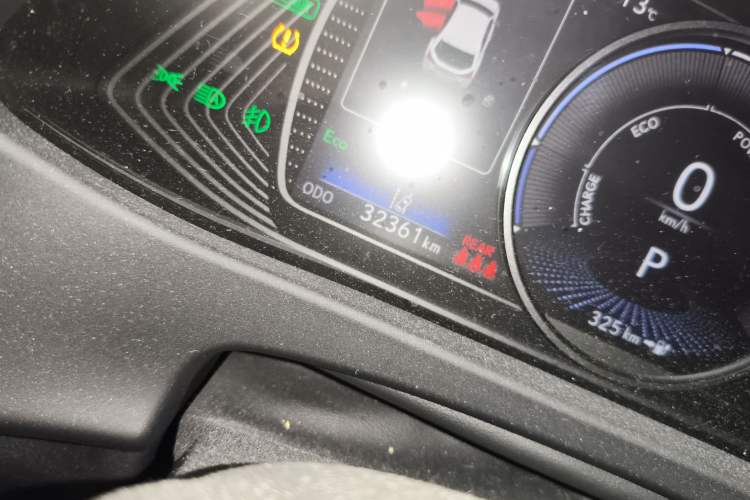 Used Lexus UX New Energy 2020 300e Pure·Joy Edition Odometer Close Up