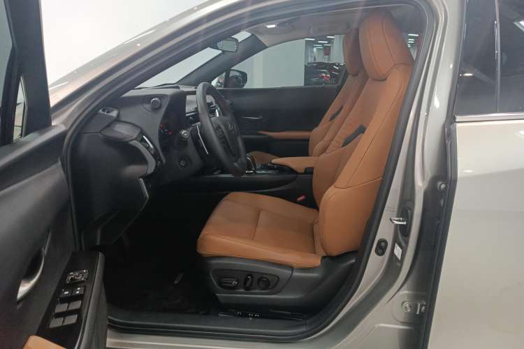 Used Lexus UX New Energy 2020 300e Pure·Joy Edition Left Front Seat