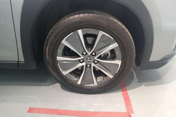 Used Lexus UX New Energy 2020 300e Pure·Joy Edition Left Front Wheel Hub