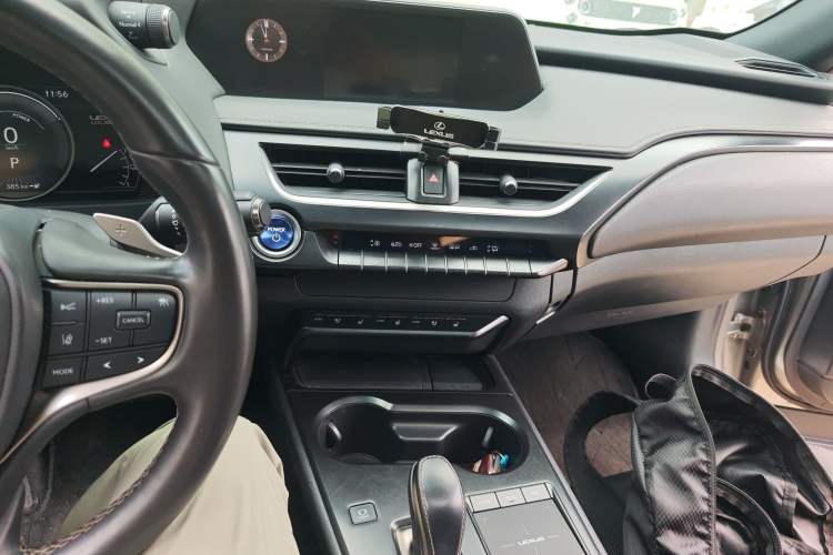 Used Lexus UX New Energy 2020 300e Pure·Joy Edition Audio And AC Panel