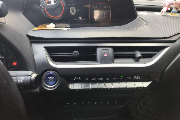 Used Lexus UX New Energy 2020 300e Pure·Joy Edition Audio And AC Panel