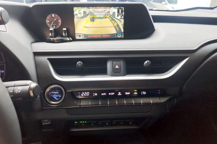 Used Lexus UX New Energy 2020 300e Pure·Joy Edition Audio And AC Panel