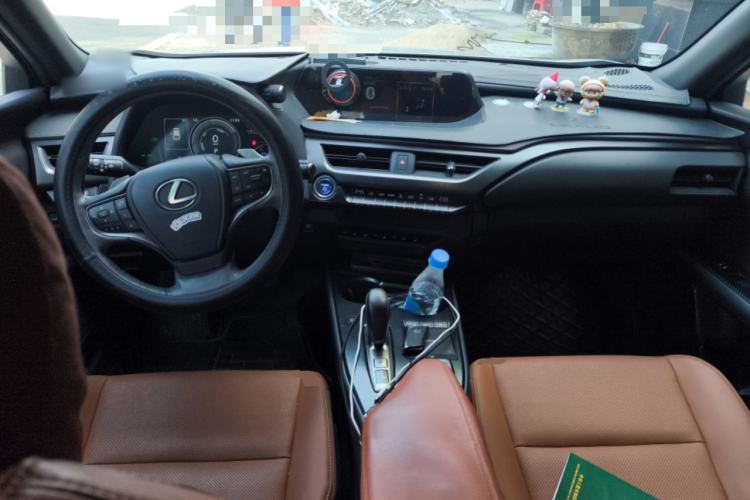 Used Lexus UX New Energy 2020 300e Pure·Joy Edition Center Console
