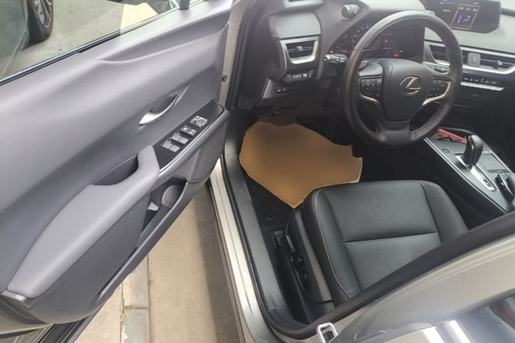 Used Lexus UX New Energy 2020 300e Pure·Enjoy Edition Driver Seat