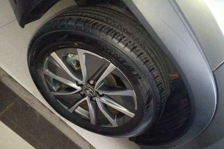 Used Lexus UX New Energy 2020 300e Pure·Joy Edition Exterior 8