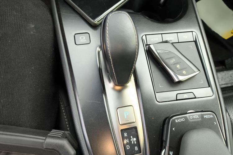 Used Lexus UX New Energy 2020 300e Pure·Enjoy Edition Gear Lever