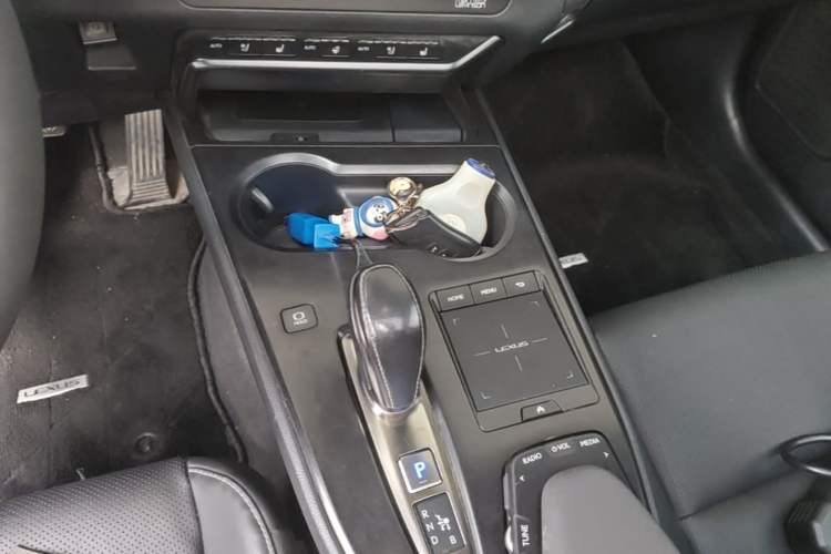 Used Lexus UX New Energy 2020 300e Pure·Enjoy Edition Gear Lever