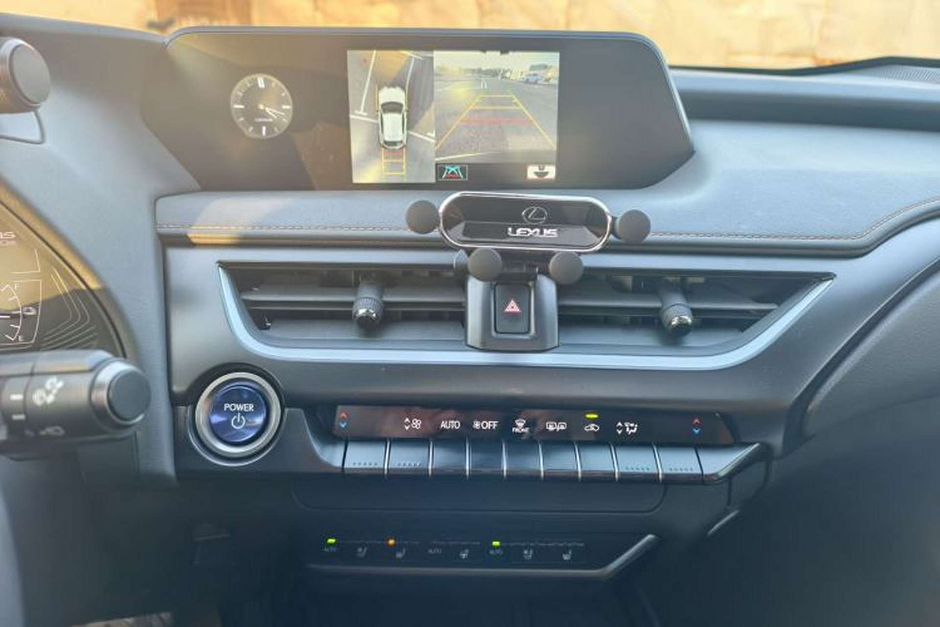 Used Lexus UX New Energy 2020 300e Pure·Joy Edition Interior 13