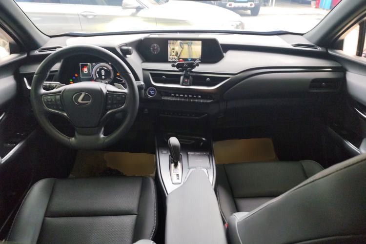 Used Lexus UX New Energy 2020 300e Pure·Joy Edition Interior 2