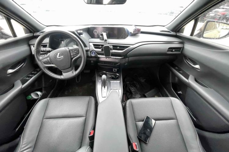 Used Lexus UX New Energy 2020 300e Pure·Enjoy Edition Interior 4