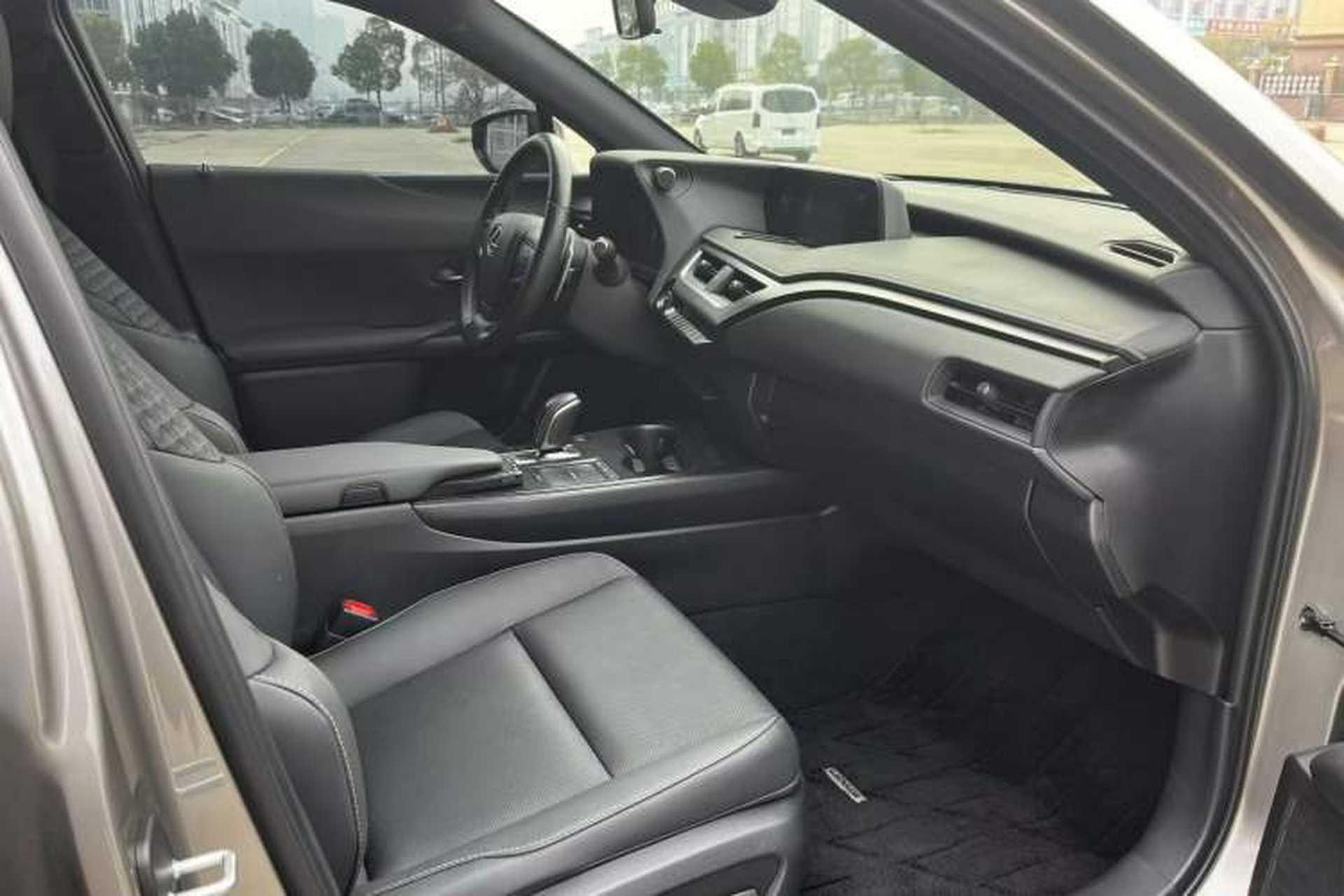 Used Lexus UX New Energy 2020 300e Pure·Joy Edition Interior 5