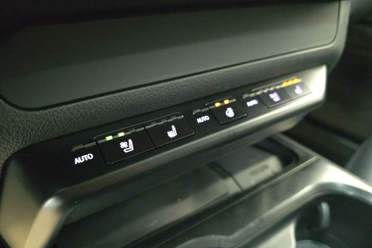 Used Lexus UX New Energy 2020 300e Pure·Joy Edition Interior 6