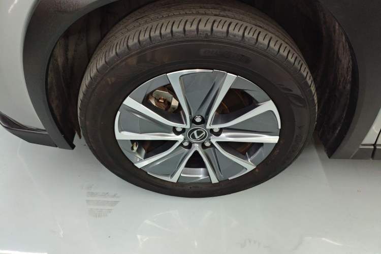 Used Lexus UX New Energy 2020 300e Pure·Joy Edition Left Front Wheel Hub