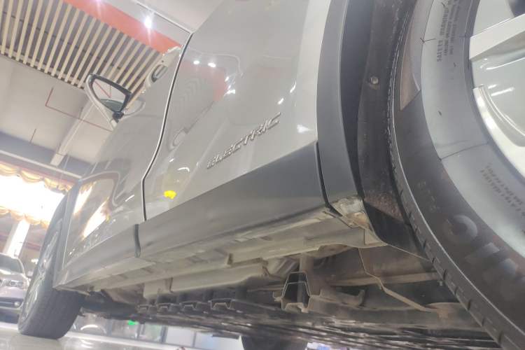 Used Lexus UX New Energy 2020 300e Pure·Joy Edition Left Side Sill