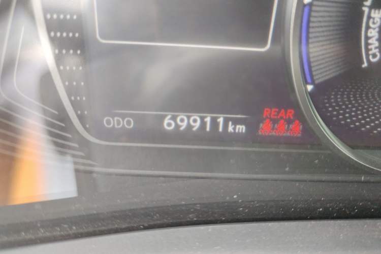 Used Lexus UX New Energy 2020 300e Pure·Joy Edition Odometer Close Up