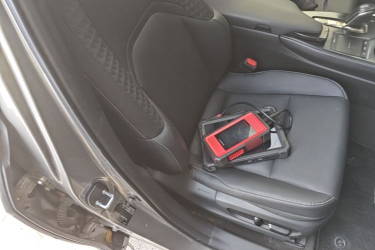 Used Lexus UX New Energy 2020 300e Pure·Enjoy Edition Right Front Seat