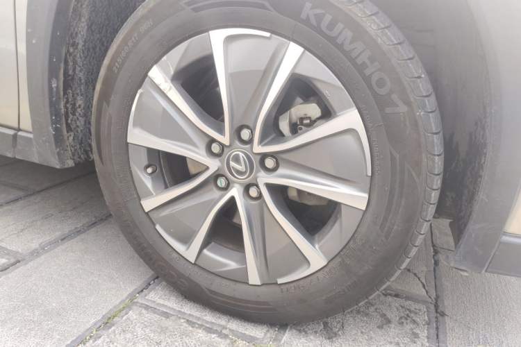 Used Lexus UX New Energy 2020 300e Pure·Joy Edition Right Front Wheel Hub