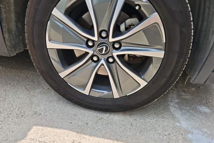 Used Lexus UX New Energy 2020 300e Pure·Joy Edition Right Front Wheel Hub