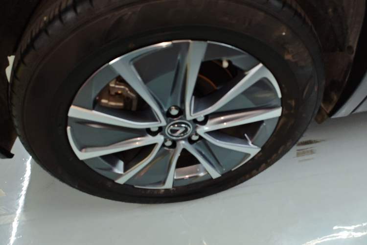 Used Lexus UX New Energy 2020 300e Pure·Joy Edition Right Rear Wheel Hub