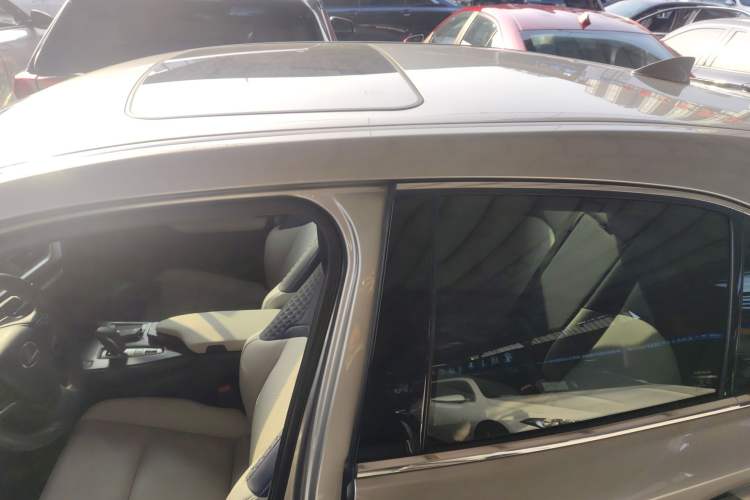Used Lexus UX New Energy 2020 300e Pure·Enjoy Edition Roof