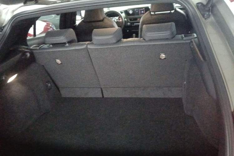 Used Lexus UX New Energy 2020 300e Pure·Joy Edition Trunk