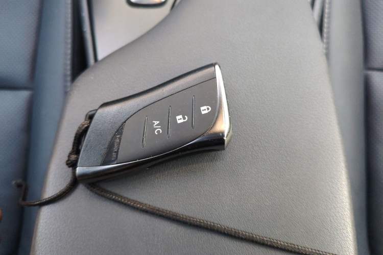 Used Lexus UX New Energy 2020 300e Pure·Joy Edition Vehicle Key