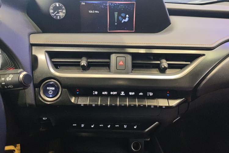 Used Lexus UX New Energy 2020 300e Pure·Joy Edition Audio And AC Panel